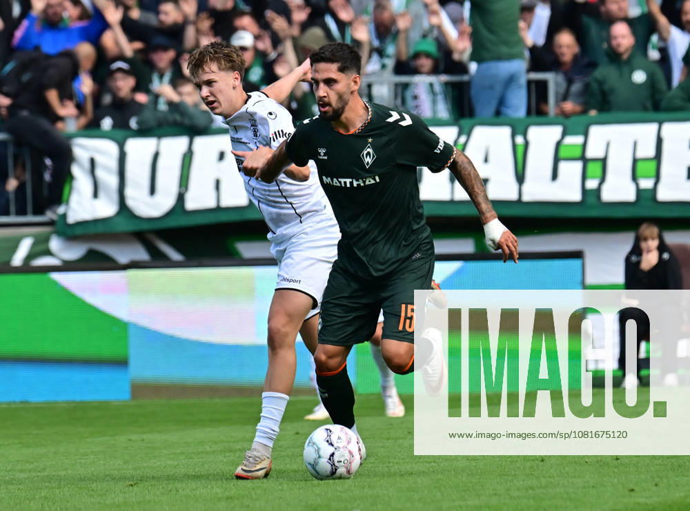 GER Fußball, Männer,DFB Pokal, 1.Runde Saison 2026 2027, Hamburg, Lüneburger SK vs Werder Bremen Nevio Scheuer (Lüneburg 18) versucht sich gegen Ludovit Reis (Werder 15) durchzusetzen DFB DFL regulations prohibit any use of photographs as image sequences and or quasi-video) Hamburg Millerntorstadion Hamburg Deutschland