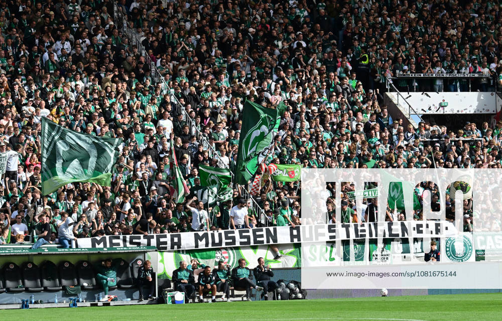 GER Fußball, Männer,DFB Pokal, 1.Runde Saison 2026 2027, Hamburg, Lüneburger SK vs Werder Bremen Feature die Fans aus Bremen zeigen Banner DFB DFL regulations prohibit any use of photographs as image sequences and or quasi-video) Hamburg Millerntorstadion Hamburg Deutschland