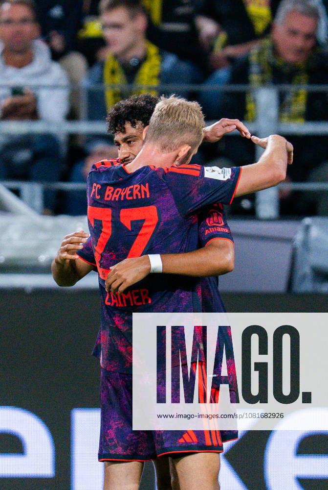 Supercup, Deutschland, Borussia Dortmund vs. FC Bayern München, 22.08.2026 im Signal Iduna Park Tor und Jubel zum 0:1 durch Nathaniel Brown mit Harry Kane und Joshua Kimmich Konrad Laimer