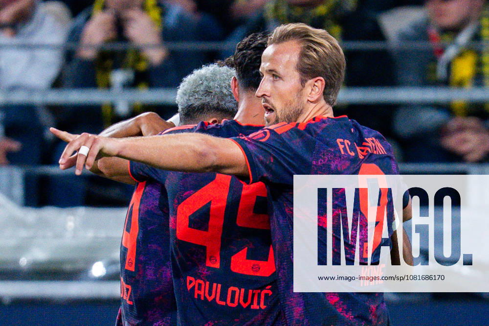 Supercup, Deutschland, Borussia Dortmund vs. FC Bayern München, 22.08.2026 im Signal Iduna Park Tor und Jubel zum 0:1 durch Nathaniel Brown mit Harry Kane und Joshua Kimmich