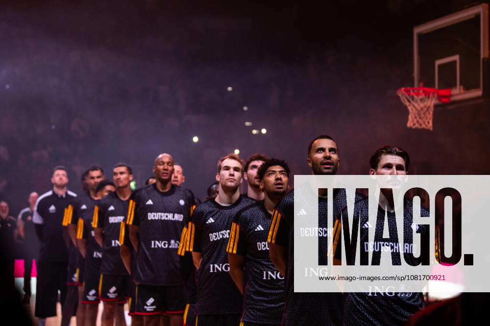 GER, Turkish Airlines Supercup 2026, Hamburg, Finale, Deutschland-Kroatien Team Deutschland bei der Nationalhymne Hamburg Barclays Arena Hamburg Deutschland