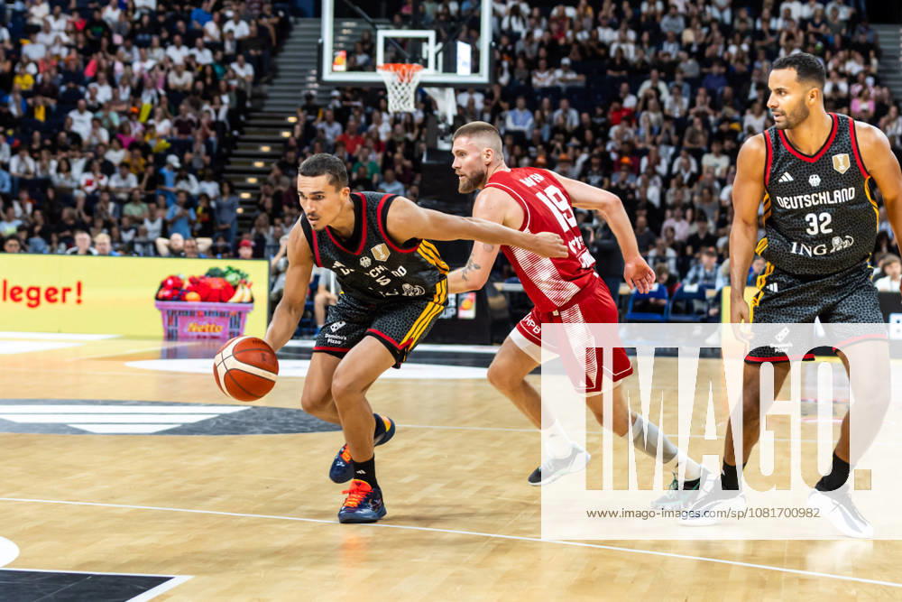 GER, Turkish Airlines Supercup 2026, Hamburg, Finale, Deutschland-Kroatien Tristan Da Silva (Deutschland, 5), Dominik Mavra (Kroatien, 19) Hamburg Barclays Arena Hamburg Deutschland
