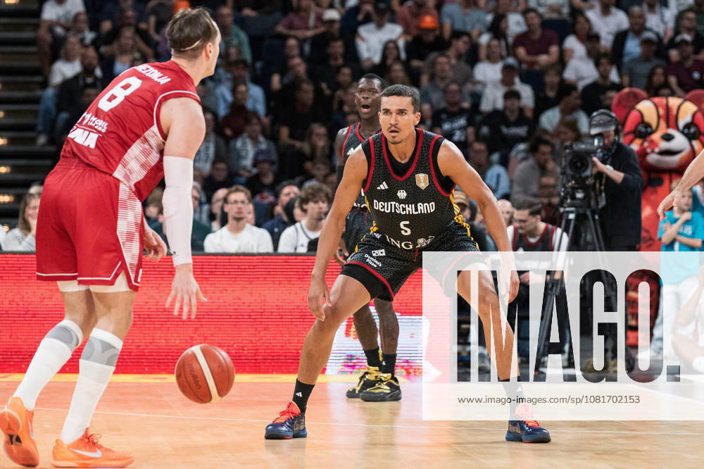 Basketball, Turkish Airlines Supercup 2026, Türkei - Kroatien, Barclays Arena (Hamburg), 22.08.2026, Finale Tristan da Silva ( 5, DEUTSCHLAND, Forward, Orlando Magic), Mario Hezonja ( 8, KROATIEN, Forward, Real Madrid)