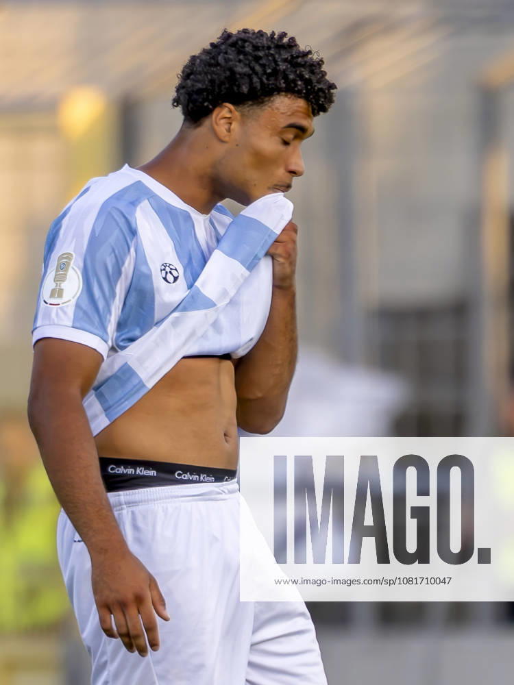 München, Deutschland 22. August 2026: DFB-Pokal - 2026 2027 - 1. Runde - TSV 1860 München gegen Holstein Kiel Im Bild: Arian Ortivero Calderon (TSV) DFB DFL regulations prohibit any use of photographs as image sequences and or quasi-video Grünwalder Stadion Bayern
