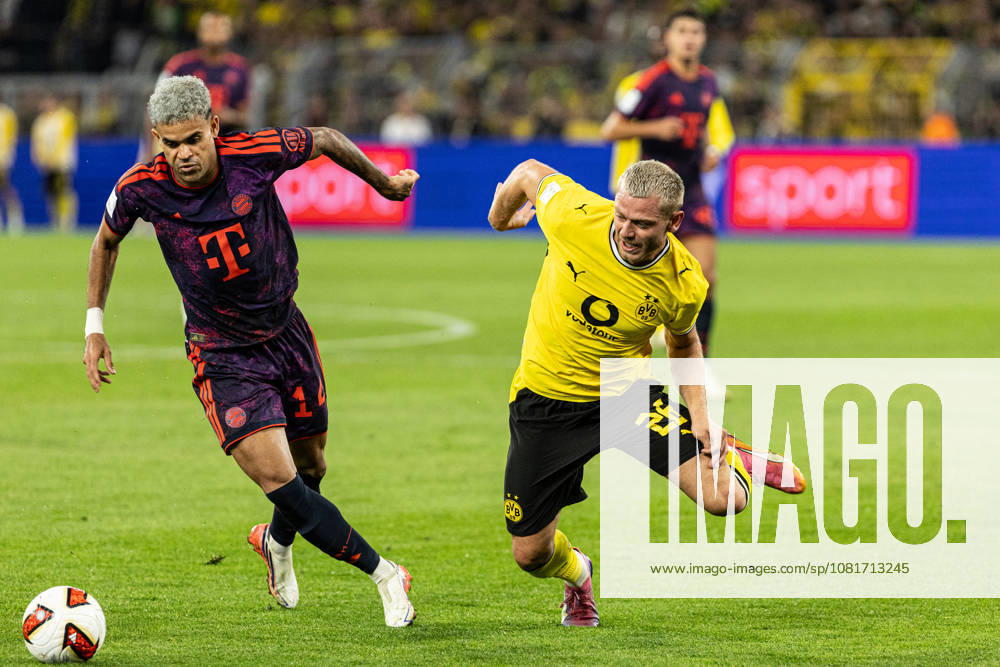 Franz-Beckenbauer-Supercup 2026: Borussia Dortmund - FC Bayern München; 22.08.2026 Julian Ryerson (Borussia Dortmund, 26), Luis Diaz (FC Bayern München, 14) Franz-Beckenbauer-Supercup 2026: Borussia Dortmund - FC Bayern München; Signal Iduna Park, Dortmund