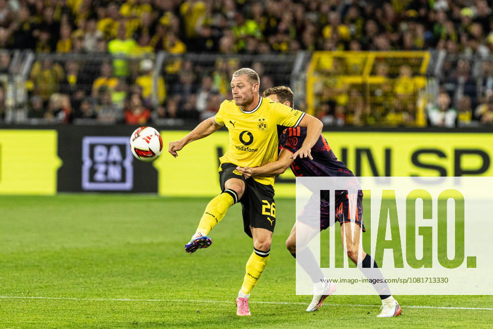 Franz-Beckenbauer-Supercup 2026: Borussia Dortmund - FC Bayern München; 22.08.2026 Julian Ryerson (Borussia Dortmund, 26), Josip Stanisic (FC Bayern München, 44) Franz-Beckenbauer-Supercup 2026: Borussia Dortmund - FC Bayern München; Signal Iduna Park, Dortmund