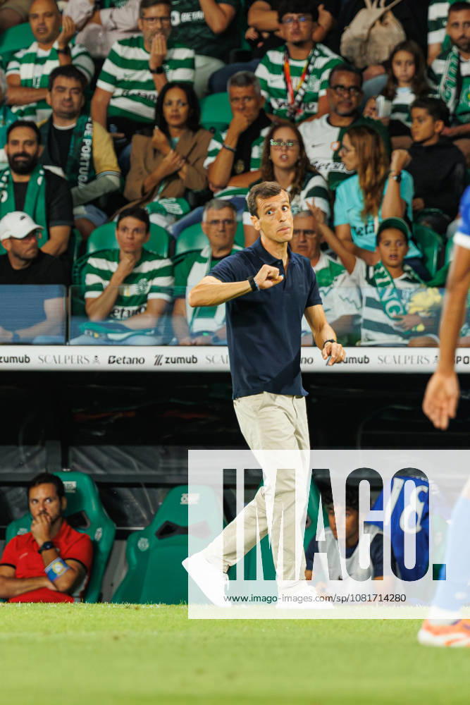Sergio Ferreira head coach Of Fc Alverca seen during Betclic League game between teams of Sporting CP and FC Alverca (Luis Loureiro Ball Raw Images) Lisboa Estadio Jose Alvalade Portugal