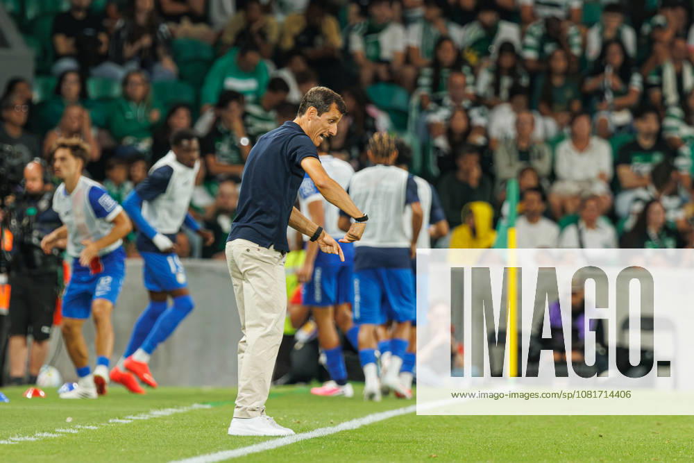 Sergio Ferreira head coach Of Fc Alverca seen during Betclic League game between teams of Sporting CP and FC Alverca (Luis Loureiro Ball Raw Images) Lisboa Estadio Jose Alvalade Portugal