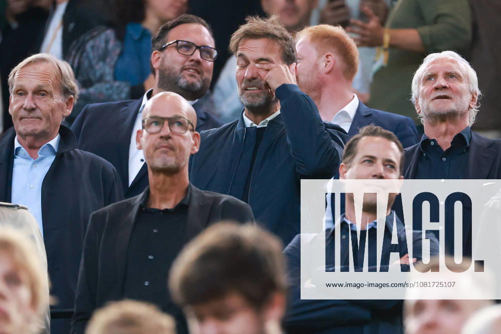 Franz Beckenbauer Supercup 2026 - Borussia Dortmund - FC Bayern München am 22.08.2026 im Signal Iduna Park in Dortmund Hans-Joachim Aki Watzke (DFB-Vizepraesident), Jürgen Juergen Klopp (Bundestrainer), Rudi Völler (Sportdirektor der deutschen Nationalmannschaft, DFB)