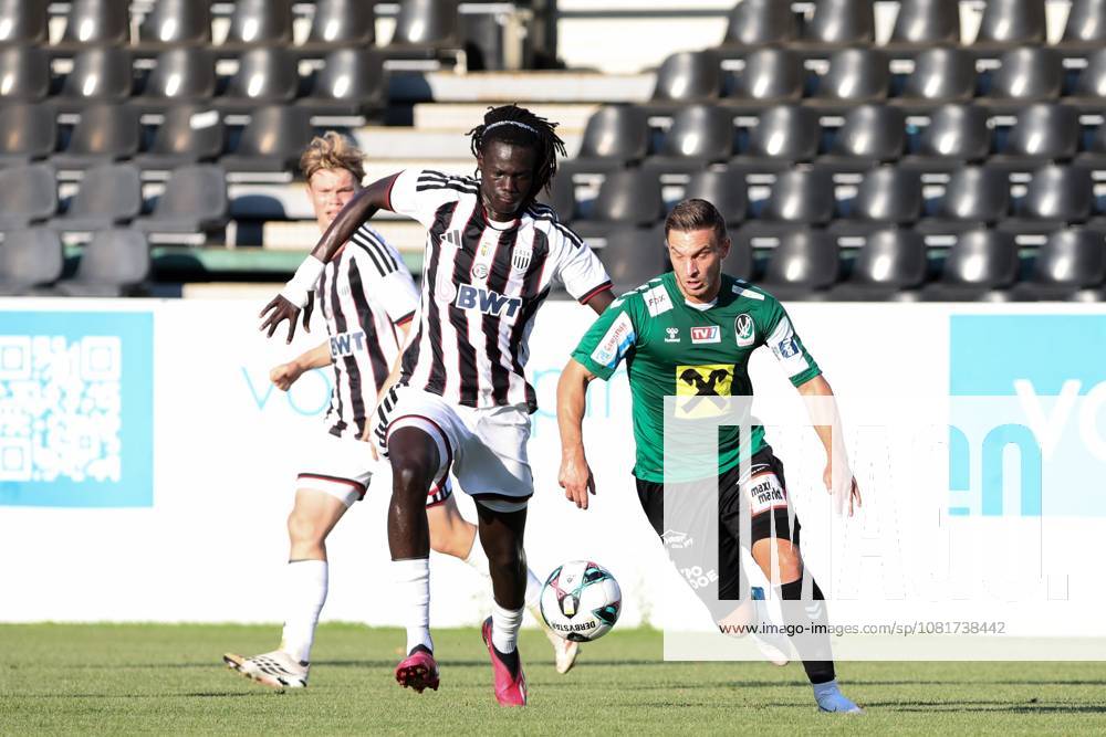 Pasching, AUT, LASK Amateure, SPG LASK Amateure OÖ Amateure, SV Oberbank Ried Amateure, SV Ried Amateure, Regionalliga Nord, 5. Runde, Fussball, Voestalpine Stadion Pasching, Oberösterreich, im Bild Amin Abdullahi Ibrahim, LASK Amateure, Bernd Gschweidl, SV Ried Amateure,