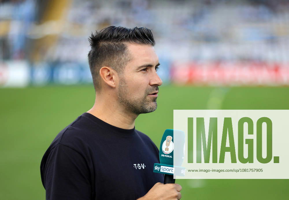 Fussball, Herren, DFB-Pokal, 1.Hauptrunde, Saison 2026 2027, TSV 1860 München - Holstein Kiel, Grünwalder Stadion Alper Kayabunar, Trainer (TSV 1860 München) beim Interview, Sky
