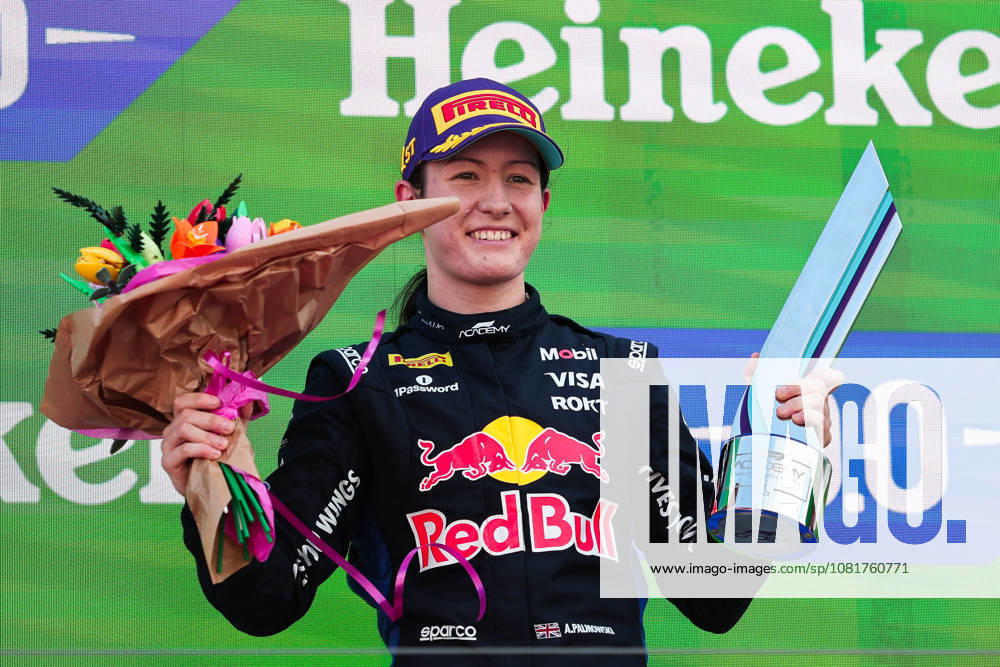 Race winner Alisha Palmowski of Great Britain and Campos Racing (21) , Race, F1 Grand Prix of Netherlands, am 23. August 2026 in Zandvoort, Netherlands. (Foto von Diogo Cardoso DeFodi Images) Race winner Alisha Palmowski of Great Britain and Campos Racing (21) , Race, F1 Grand Prix of Netherlands, Circuit Zandvoort on August 23, 2026 in Zandvoort, Netherlands. (Photo by Diogo Cardoso DeFodi Images) -