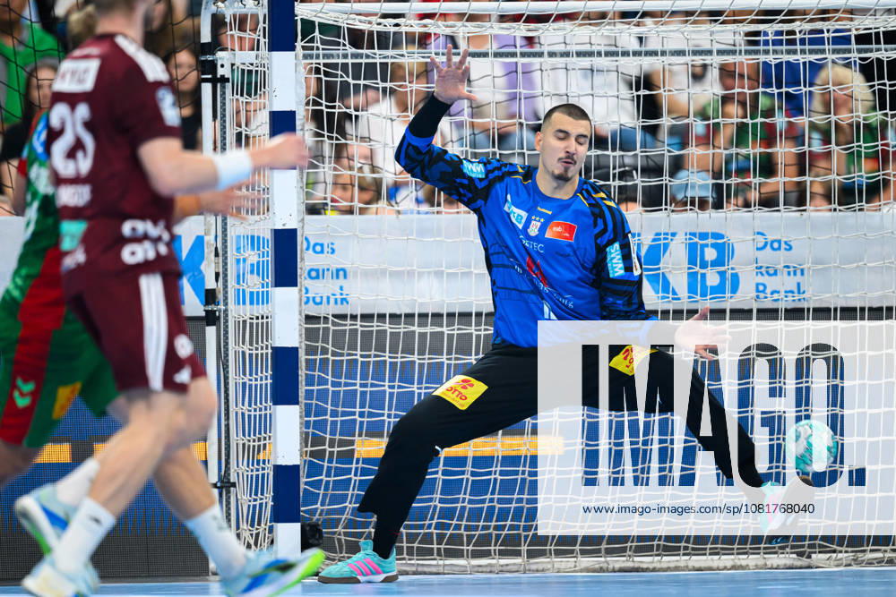Muenchen: HBL Super Cup 2026 - SC Magdeburg - Fuechse Berlin Torhueter Matej Mandic (Magdeburg) Muenchen SAP Garden Bayern Deutschland