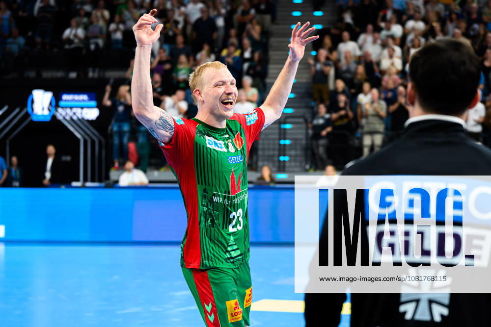 Muenchen: HBL Super Cup 2026 - SC Magdeburg - Fuechse Berlin Magnus Saugstrup Jensen(SC Magdeburg) Schlussjubel Schlußjubel Emotion Freude Muenchen SAP Garden Bayern Deutschland