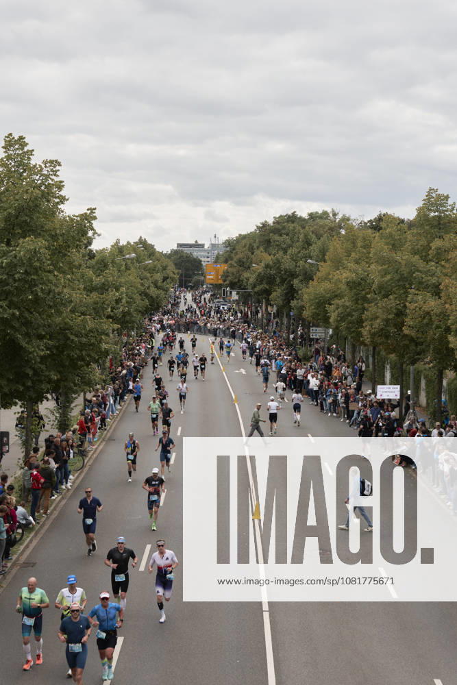 IRONMAN 70.3 Leipzig 2026: Laufsegment, Am Sportforum Athletinnen und Athleten beim IRONMAN 70.3 Leipzig am 23. August 2026 während beim Laufen. Der Wettkampf über die Halbdistanz umfasst 1,9 Kilometer Schwimmen, 90 Kilometer Radfahren und 21,1 Kilometer Laufen und ist Teil der internationalen IRONMAN-70.3-Serie.