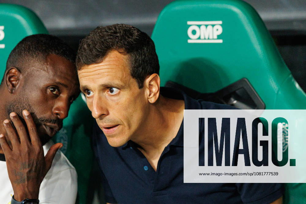 Sergio Ferreira head coach Of Fc Alverca seen during Betclic League game between teams of Sporting CP and FC Alverca (Luis Loureiro Ball Raw Images) Lisboa Estadio Jose Alvalade Portugal