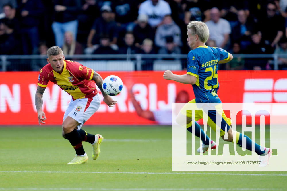 2026-08-23 Go Ahead Eagles v ADO Den Haag - VriendenLoterij Eredivisie DEVENTER, NETHERLANDS - AUGUST 23: (L-R) Victor Edvardsen of Go Ahead Eagles, Juho Kilo of ADO Den Haag during the VriendenLoterij Eredivisie match between Go Ahead Eagles and ADO Den Haag at De Adelaarshorst on August 23, 2026 in Deventer, Netherlands. Deventer De Adelaarshorst Netherlands Content not available for redistribution in The Netherlands directly or indirectly through any third parties.