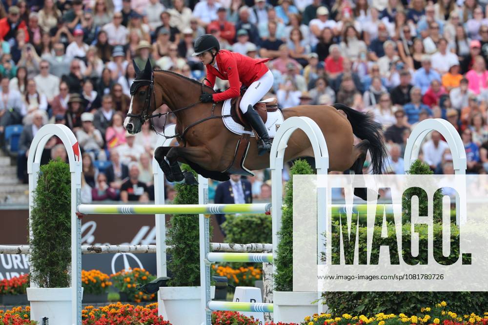 Sophie Hinners (GER, Deutschland) mit Pferd Iron Dames Singclair, Springen, FEI Jumping World Championship, WM, Weltmeisterschaft , FEI Jumping World Championship, Competition Individual Final, Longines-Prize, Longines-Preis, Finale Einzelwertung, Jumping , AACHEN - FEI World Championships 2026, Weltfest des Pferdesports, Reitsport Weltmeisterschaft 2026, Aachen 2026, Welcome Home 2026, Aachener Soers, 11. bis 23. August 2026, Reitsport, 23.08.2026, Aachen Aachener Soers Deutschland