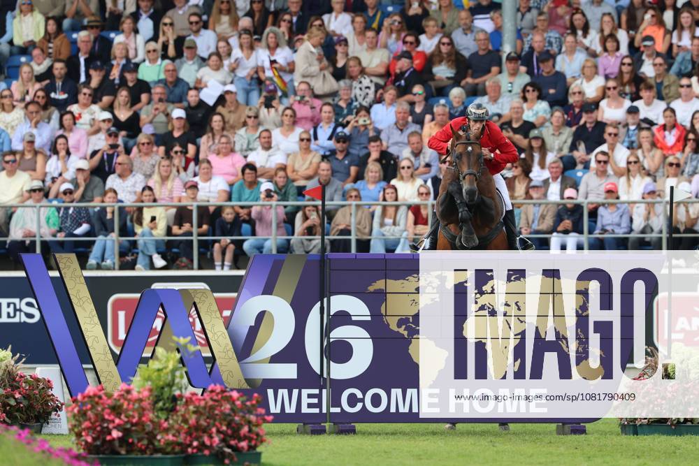 Richard Vogel (GER, Deutschland) mit Pferd Unites Touch S, aktueller Europameister und Sieger des Rolex Grand Prix von Aachen 2026 (CHIO Aachen), Frust, enttäuschtes Gesicht beim Sprung, Springen, FEI Jumping World Championship, WM, Weltmeisterschaft , FEI Jumping World Championship, Competition Individual Final, Longines-Prize, Longines-Preis, Finale Einzelwertung, Jumping , AACHEN - FEI World Championships 2026, Weltfest des Pferdesports, Reitsport Weltmeisterschaft 2026, Aachen 2026, Welcome Home 2026, Aachener Soers, 11. bis 23. August 2026, Reitsport, 23.08.2026, Aachen Aachener Soers Deutschland