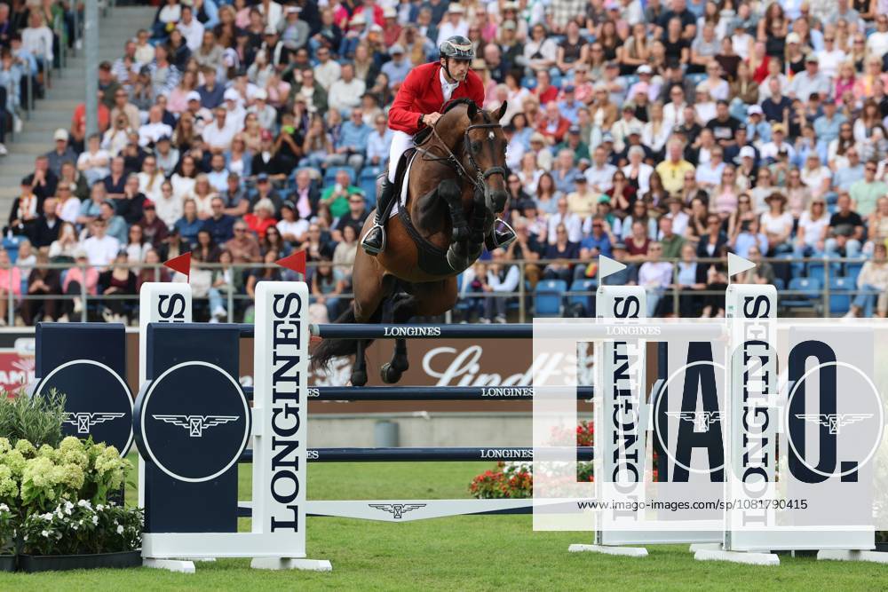 Richard Vogel (GER, Deutschland) mit Pferd Unites Touch S, aktueller Europameister und Sieger des Rolex Grand Prix von Aachen 2026 (CHIO Aachen), Frust, enttäuschtes Gesicht beim Sprung, Springen, FEI Jumping World Championship, WM, Weltmeisterschaft , FEI Jumping World Championship, Competition Individual Final, Longines-Prize, Longines-Preis, Finale Einzelwertung, Jumping , AACHEN - FEI World Championships 2026, Weltfest des Pferdesports, Reitsport Weltmeisterschaft 2026, Aachen 2026, Welcome Home 2026, Aachener Soers, 11. bis 23. August 2026, Reitsport, 23.08.2026, Aachen Aachener Soers Deutschland