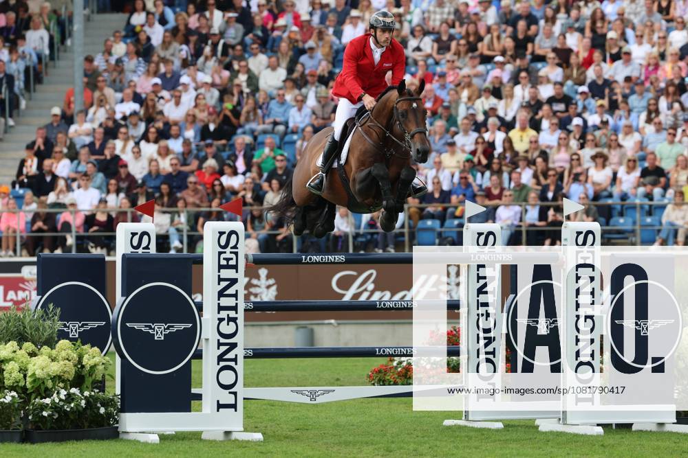 Richard Vogel (GER, Deutschland) mit Pferd Unites Touch S, aktueller Europameister und Sieger des Rolex Grand Prix von Aachen 2026 (CHIO Aachen), Frust, enttäuschtes Gesicht beim Sprung, Springen, FEI Jumping World Championship, WM, Weltmeisterschaft , FEI Jumping World Championship, Competition Individual Final, Longines-Prize, Longines-Preis, Finale Einzelwertung, Jumping , AACHEN - FEI World Championships 2026, Weltfest des Pferdesports, Reitsport Weltmeisterschaft 2026, Aachen 2026, Welcome Home 2026, Aachener Soers, 11. bis 23. August 2026, Reitsport, 23.08.2026, Aachen Aachener Soers Deutschland