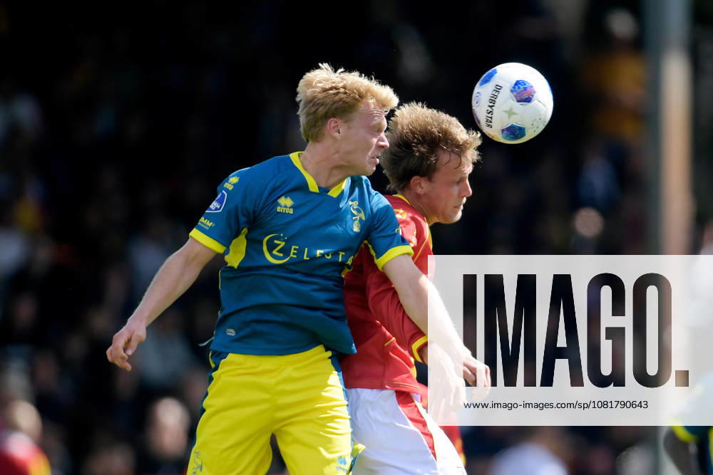 2026-08-23 Go Ahead Eagles v ADO Den Haag - VriendenLoterij Eredivisie DEVENTER, NETHERLANDS - AUGUST 23: (L-R) Jan Zamburek of ADO Den Haag, Melle Meulensteen of Go Ahead Eagles. during the VriendenLoterij Eredivisie match between Go Ahead Eagles and ADO Den Haag at De Adelaarshorst on August 23, 2026 in Deventer, Netherlands. Deventer De Adelaarshorst Netherlands Content not available for redistribution in The Netherlands directly or indirectly through any third parties.