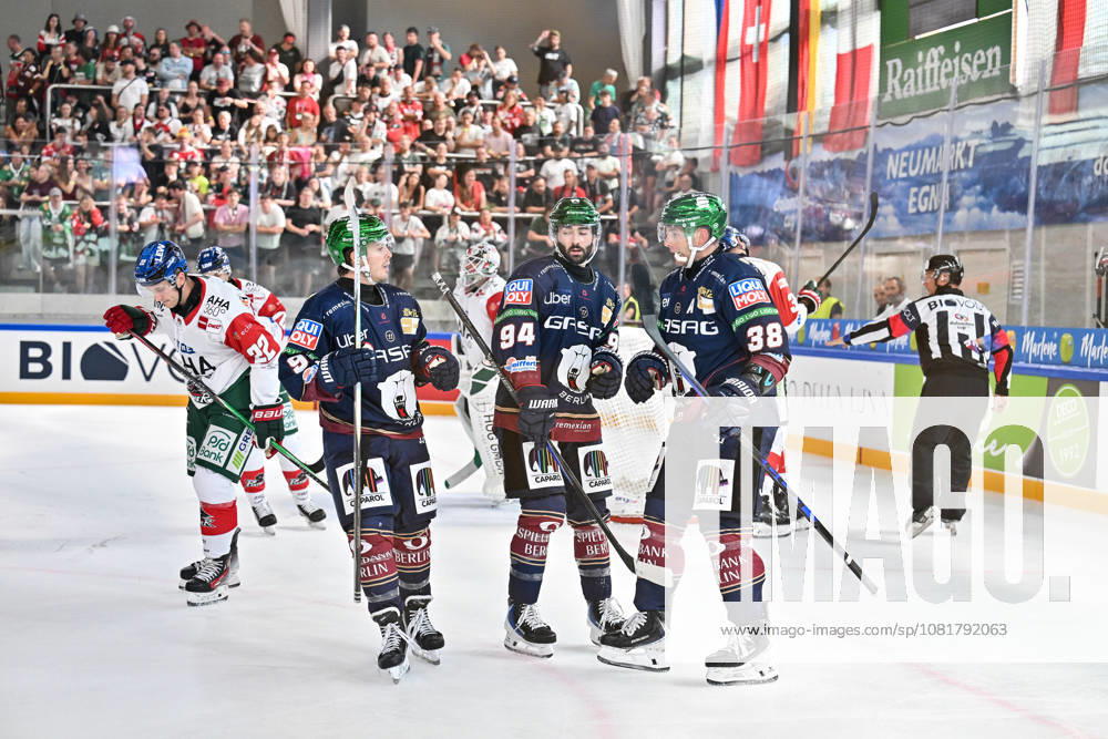 Dolomitencup 2026; Eisbären Berlin - Augsburger Panther; 23.08.2026 NEUMARKT, ITALY - 23. AUGUST: Jubel der Berliner nach dem Treffer zum 1-0 durch Liam KIRK (Eisbären Berlin 94) Tor Torschuetze Freude Happy während dem Testspiel zwischen den Eisbären Berlin und den Augsburger Panthern beim Dolomitencup in der Würth Arena Neumarkt