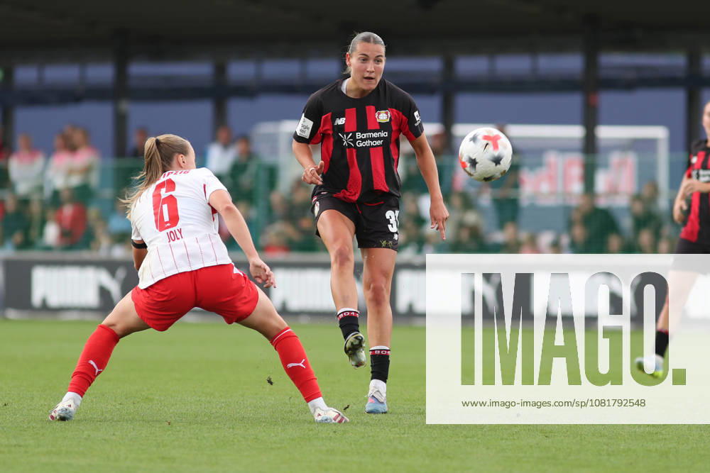 Google Pixel Frauen-Bundesliga, RB Leipzig - Bayer Leverkusen; 23.08.2026 Carlotta Wamser (37, Bayer Leverkusen). Fußball, Google Pixel Frauen-Bundesliga, Saison 2026 2027, 1. Spieltag: RB Leipzig vs. Bayer 04 Leverkusen am 23.08.2026, Trainingszentrum Cottaweg, Leipzig. DFB REGULATIONS PROHIBIT ANY USE OF PHOTOGRAPHS AS IMAGE SEQUENCES AND OR QUASI-VIDEO.