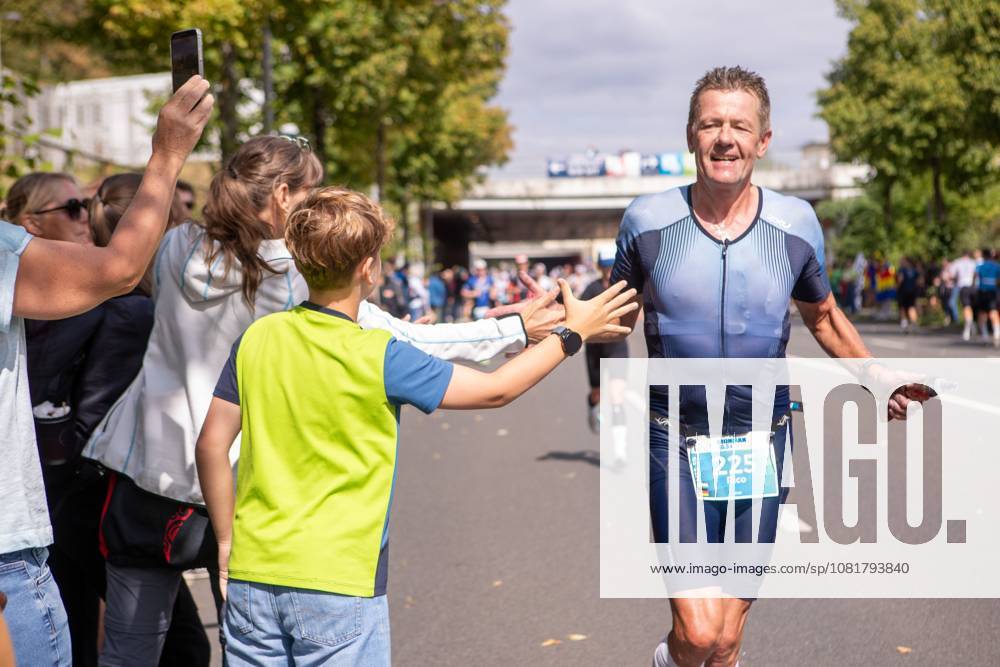 More than 2,600 athletes compete in inaugural IRONMAN 70.3 Leipzig LEIPZIG, GERMANY AUGUST 23, 2026: Athletes compete in the inaugural IRONMAN 70.3 Leipzig in Leipzig, Germany, on August 23, 2026, marking the first edition of the middle-distance triathlon held in the city. More than 2,600 athletes from Germany and abroad took part in the event, which combines swimming, cycling and running, as spectators gathered along the course to watch the competition. Leipzig Saxony Germany