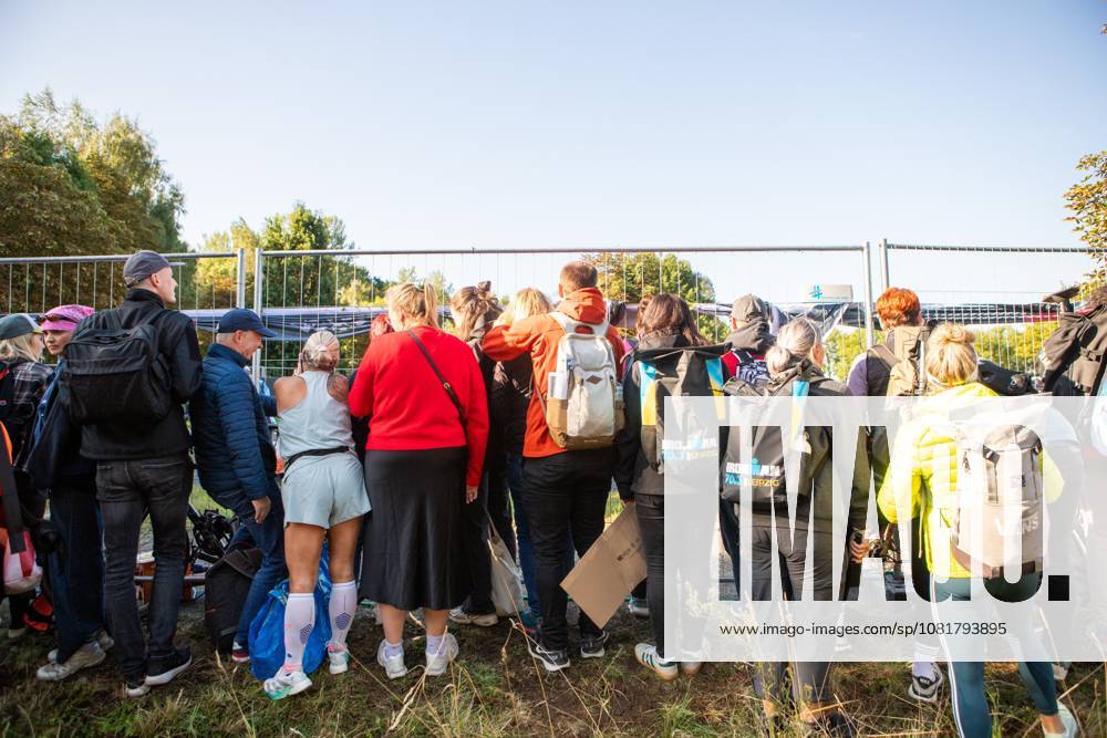 More than 2,600 athletes compete in inaugural IRONMAN 70.3 Leipzig LEIPZIG, GERMANY AUGUST 23, 2026: Athletes compete in the inaugural IRONMAN 70.3 Leipzig in Leipzig, Germany, on August 23, 2026, marking the first edition of the middle-distance triathlon held in the city. More than 2,600 athletes from Germany and abroad took part in the event, which combines swimming, cycling and running, as spectators gathered along the course to watch the competition. Leipzig Saxony Germany