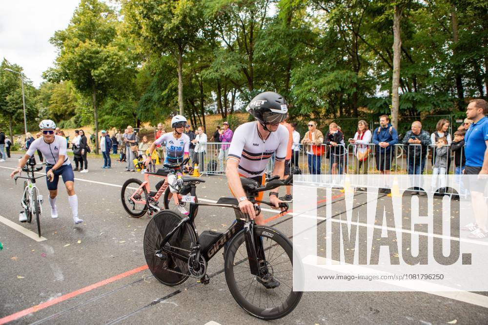 More than 2,600 athletes compete in inaugural IRONMAN 70.3 Leipzig LEIPZIG, GERMANY AUGUST 23, 2026: Athletes compete in the inaugural IRONMAN 70.3 Leipzig in Leipzig, Germany, on August 23, 2026, marking the first edition of the middle-distance triathlon held in the city. More than 2,600 athletes from Germany and abroad took part in the event, which combines swimming, cycling and running, as spectators gathered along the course to watch the competition. Leipzig Saxony Germany