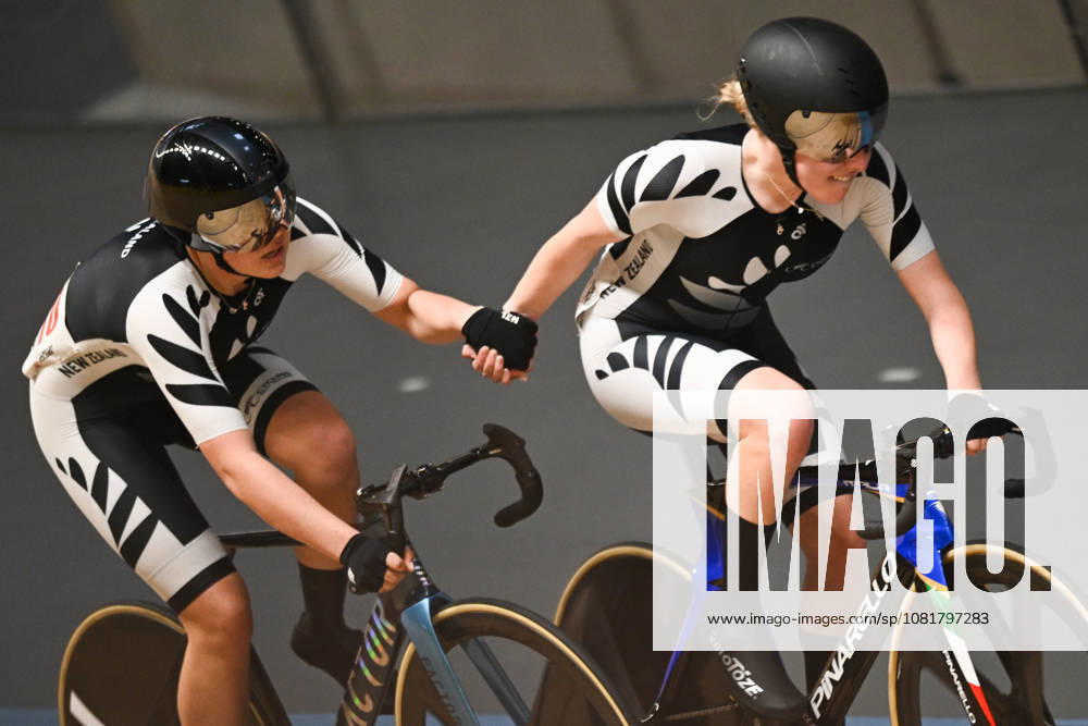 2026 UCI Junior Track World Championships Picture by Mathew Wells SWpix.com - 23 08 2026 - Cycling - 2026 UCI Junior Track World Championships - Heusden-Zolder, Flanders, Belgium - Women Madison Final - Lily Keast and Neve McKenzie of New Zealand