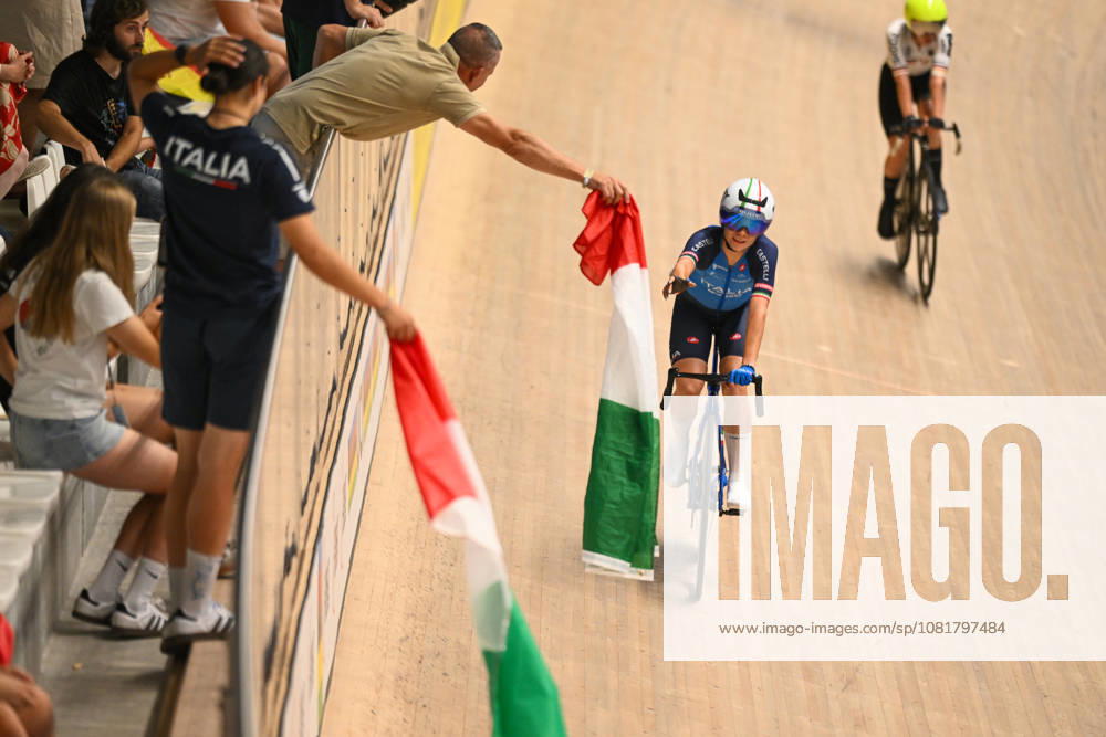2026 UCI Junior Track World Championships Picture by Mathew Wells SWpix.com - 23 08 2026 - Cycling - 2026 UCI Junior Track World Championships - Heusden-Zolder, Flanders, Belgium - Women Madison Final - Agata Campana and Matilde Rossignoli of Italy wisn the Gold Medal