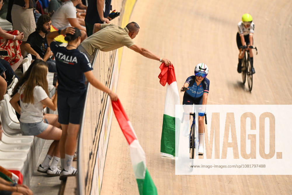 2026 UCI Junior Track World Championships Picture by Mathew Wells SWpix.com - 23 08 2026 - Cycling - 2026 UCI Junior Track World Championships - Heusden-Zolder, Flanders, Belgium - Women Madison Final - Agata Campana and Matilde Rossignoli of Italy wisn the Gold Medal