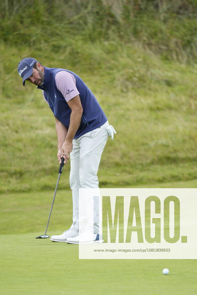 BALMEDIE, SCOTLAND - AUG 23: Scott Jamieson (SCO) putts on the fourteenth green during Round 4 at the 2026 Nexo Championship at the Trump International Golf Links, Balmedie on August 23, 2026 in Aberdeenshire, Scotland The 2026 Nexo Championship