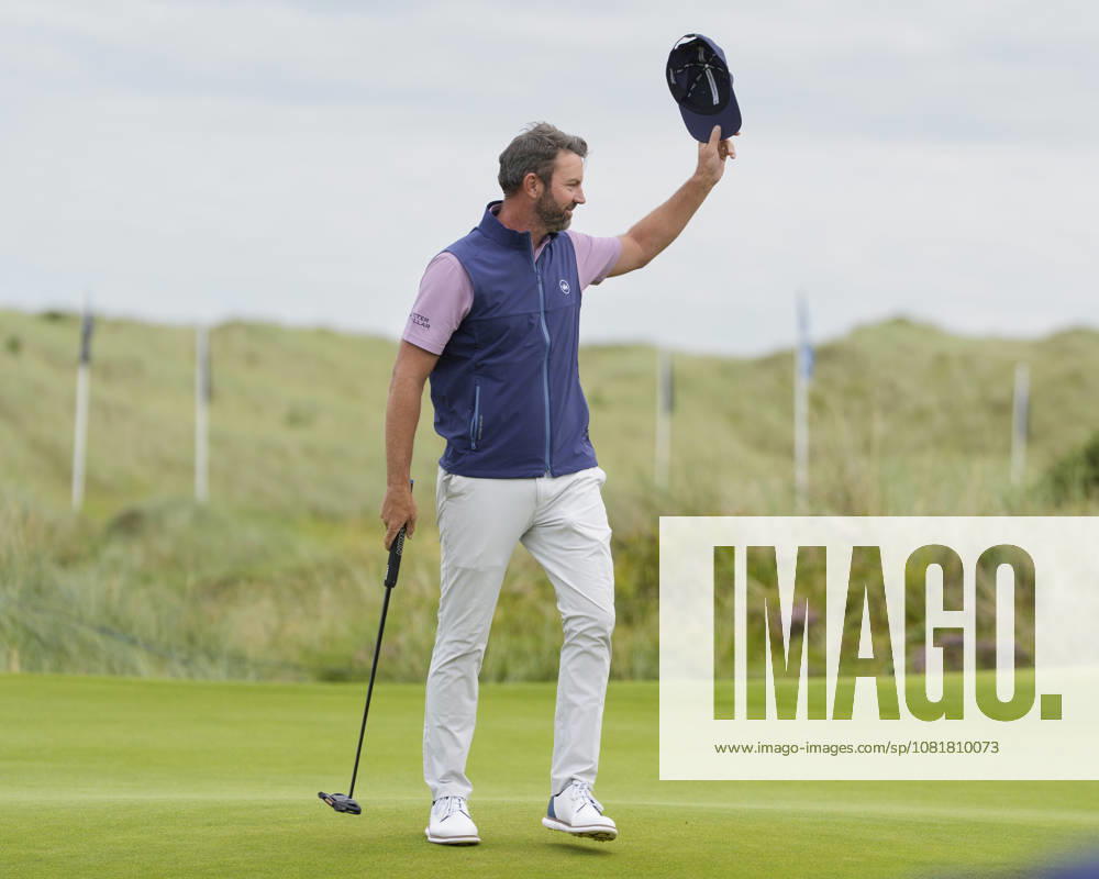 BALMEDIE, SCOTLAND - AUG 23: Scott Jamieson (SCO) celebrates on the eighteenth green after winning The Nexo Championship during Round 4 at the 2026 Nexo Championship at the Trump International Golf Links, Balmedie on August 23, 2026 in Aberdeenshire, Scotland The 2026 Nexo Championship