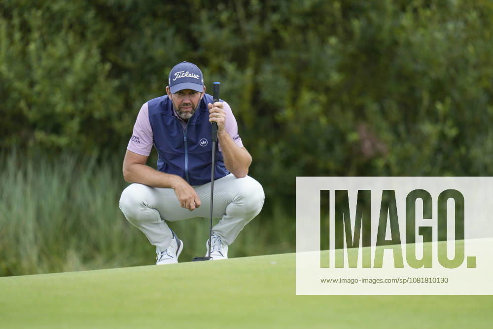 BALMEDIE, SCOTLAND - AUG 23: Scott Jamieson (SCO) lines up a putt on the eighteenth green during Round 4 at the 2026 Nexo Championship at the Trump International Golf Links, Balmedie on August 23, 2026 in Aberdeenshire, Scotland The 2026 Nexo Championship