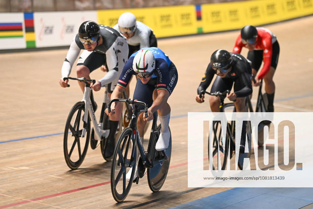 2026 UCI Junior Track World Championships Picture by Mathew Wells SWpix.com - 23 08 2026 - Cycling - 2026 UCI Junior Track World Championships - Heusden-Zolder, Flanders, Belgium - Men Keirin Semifinals - Cooper Nilsson of New Zealand, Matteo Ghirelli of Italy