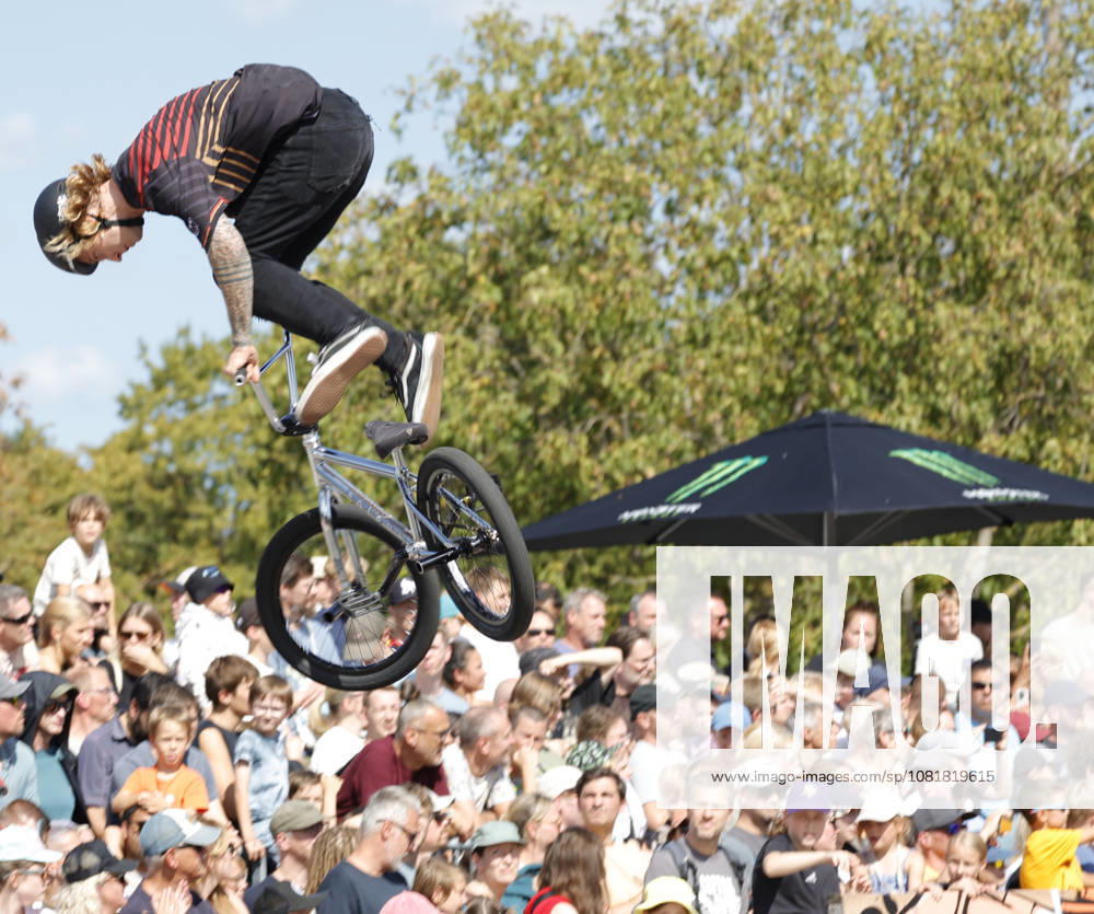 Finale Männer bei der UEC BMX Freestyle Park Europameisterschaft in Darmstadt Ausrichter VC Darmstadt hier Dean Florian Darmstadt Hessen Deutschland
