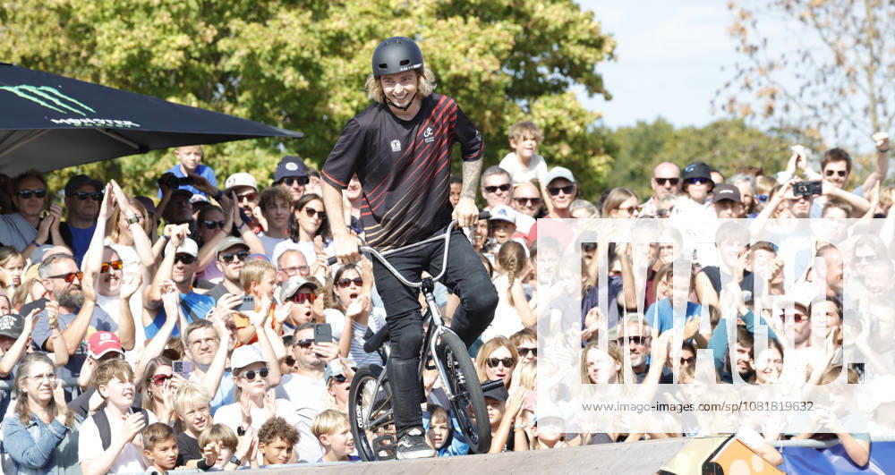 Finale Männer bei der UEC BMX Freestyle Park Europameisterschaft in Darmstadt Ausrichter VC Darmstadt hier Dean Florian - bester Deutscher Teilnehmer mit Rang 7 Darmstadt Hessen Deutschland
