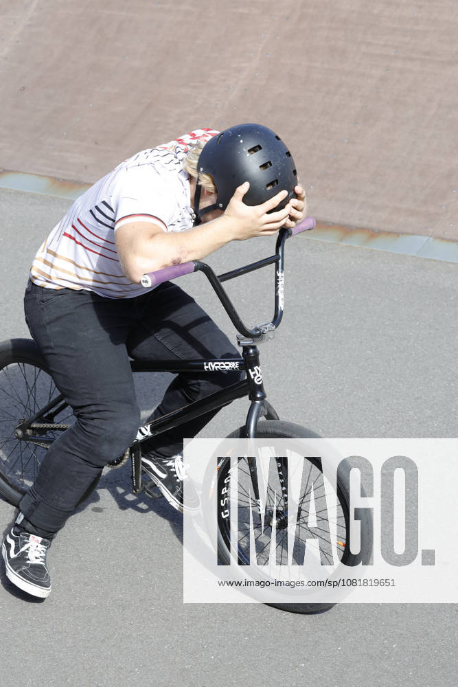 Finale Männer bei der UEC BMX Freestyle Park Europameisterschaft in Darmstadt Ausrichter VC Darmstadt hier enttäuschter Philipp Muth Darmstadt Deutscher Meister Darmstadt Hessen Deutschland
