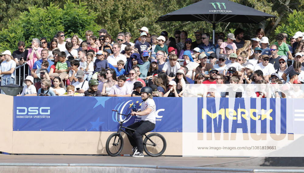 Finale Männer bei der UEC BMX Freestyle Park Europameisterschaft in Darmstadt Ausrichter VC Darmstadt hier enttäuschter Philipp Muth Darmstadt Deutscher Meister Darmstadt Hessen Deutschland