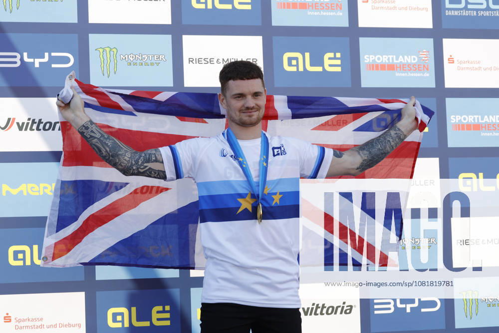 Finale Männer bei der UEC BMX Freestyle Park Europameisterschaft in Darmstadt Ausrichter VC Darmstadt Europameister Jordan Clark (GBR) Darmstadt Hessen Deutschland