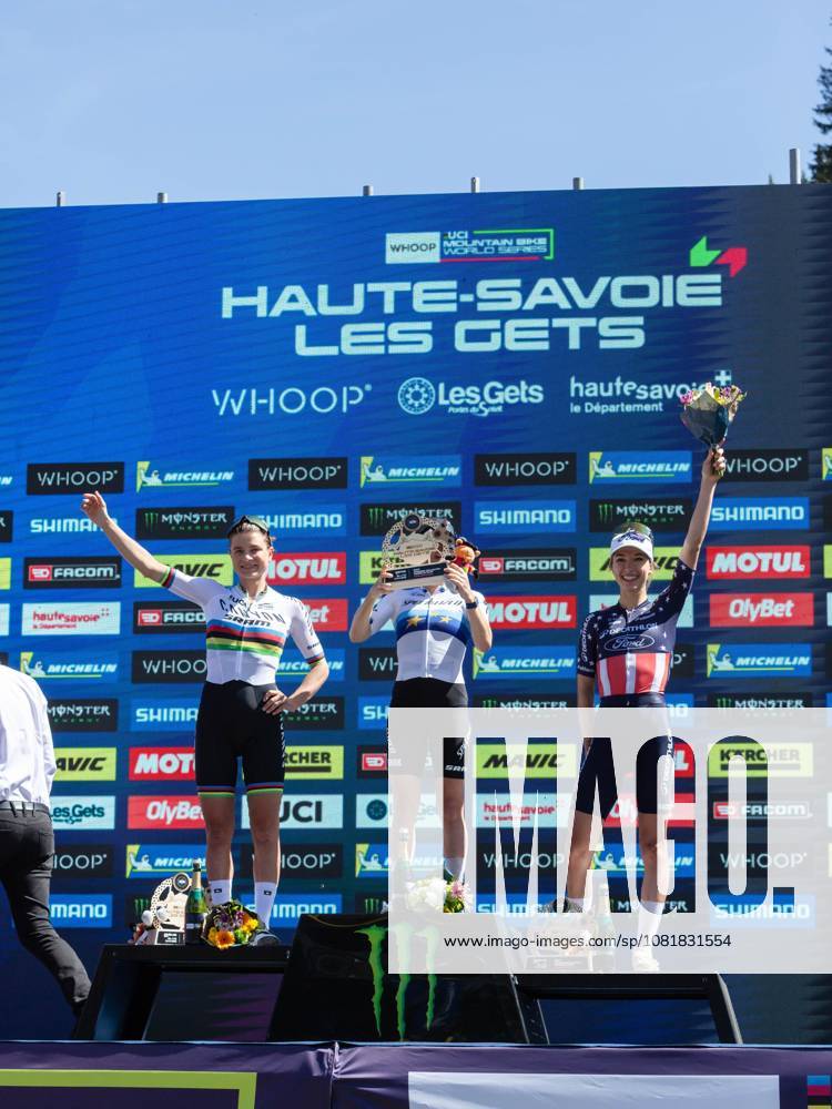 UCI coupe du monde Cross country elite femmes Compagnon Michel MAXPPP - Les Gets 23 08 2026 UCI coupe du monde Cross country elite femmes 1ere Frei Sina Suisse 2eme Rissved Jenny Suede 3eme Blunk Savilia USA The 2026 UCI Mountain Bike World Series