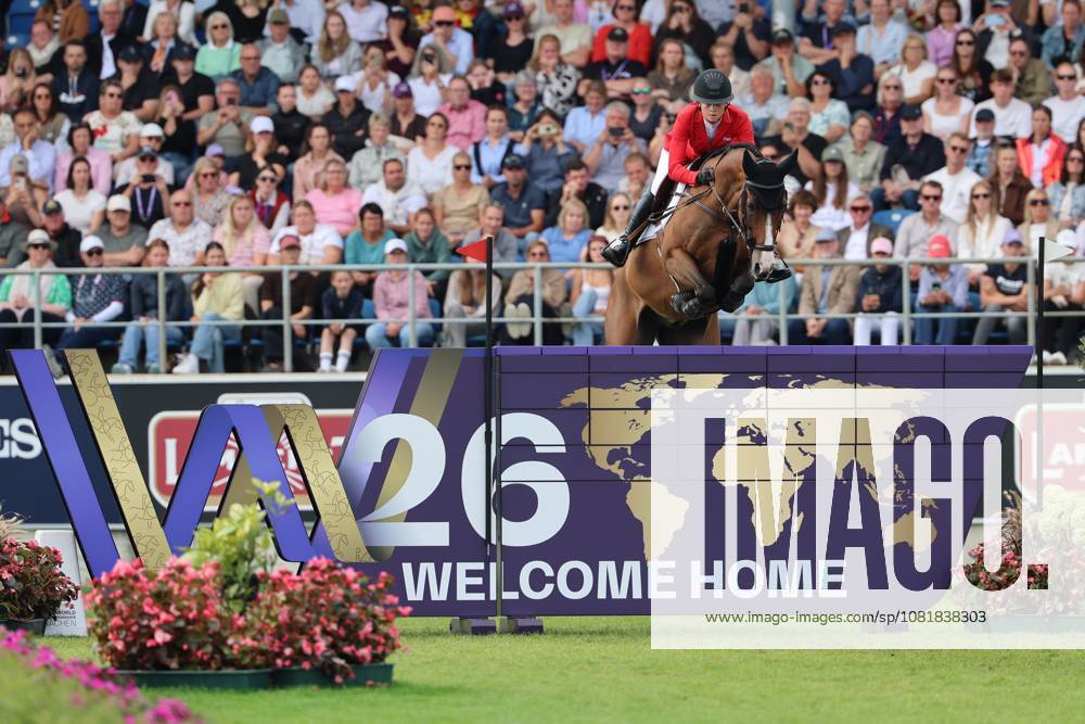 Sophie Hinners (GER, Deutschland) mit Pferd Iron Dames Singclair an der WM-Wand, WM-Hindernis, Springen, FEI Jumping World Championship, WM, Weltmeisterschaft , FEI Jumping World Championship, Competition Individual Final, Longines-Prize, Longines-Preis, Finale Einzelwertung, Jumping , AACHEN - FEI World Championships 2026, Weltfest des Pferdesports, Reitsport Weltmeisterschaft 2026, Aachen 2026, Welcome Home 2026, Aachener Soers, 11. bis 23. August 2026, Reitsport, 23.08.2026, Aachen Aachener Soers Deutschland