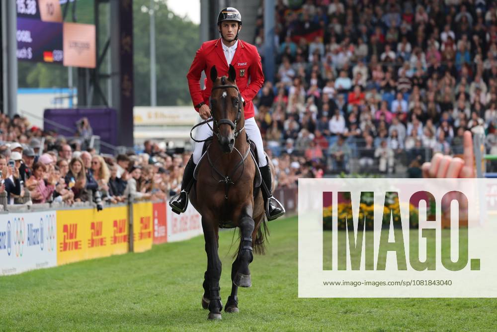 Richard Vogel (GER, Deutschland) mit Pferd United Touch S, Frust und Enttäuschung, aktueller Europameister und Sieger des Rolex Grand Prix von Aachen 2026 (CHIO Aachen) , Springen, FEI Jumping World Championship, WM, Weltmeisterschaft FEI Jumping World Championship, Competition Individual Final, Longines-Prize, Longines-Preis, Finale Einzelwertung, Jumping , AACHEN - FEI World Championships 2026, Weltfest des Pferdesports, Reitsport Weltmeisterschaft 2026, Aachen 2026, Welcome Home 2026, Aachener Soers, 11. bis 23. August 2026, Reitsport, 23.08.2026, Aachen Aachener Soers Deutschland