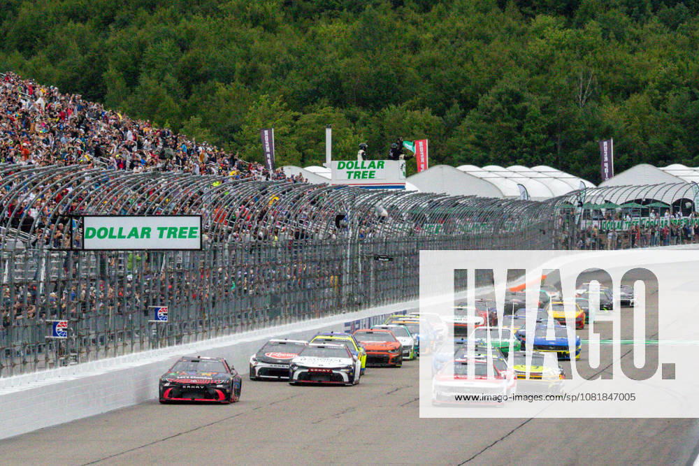 LOUDON, NH - AUGUST 23: Tyler Reddick ( 45 23XI Racing Chumba Casino Toyota) leads the field into turn 1 to start the NASCAR, Motorsport, USA Cup Series Dollar Tree 301 on August 23, 2026, at New Hampshire Motor Speedway in Loudon, NH. (Photo by David Hahn Icon Sportswire) AUTO: AUG 23 NASCAR Cup Series Dollar Tree 301 Icon260823006