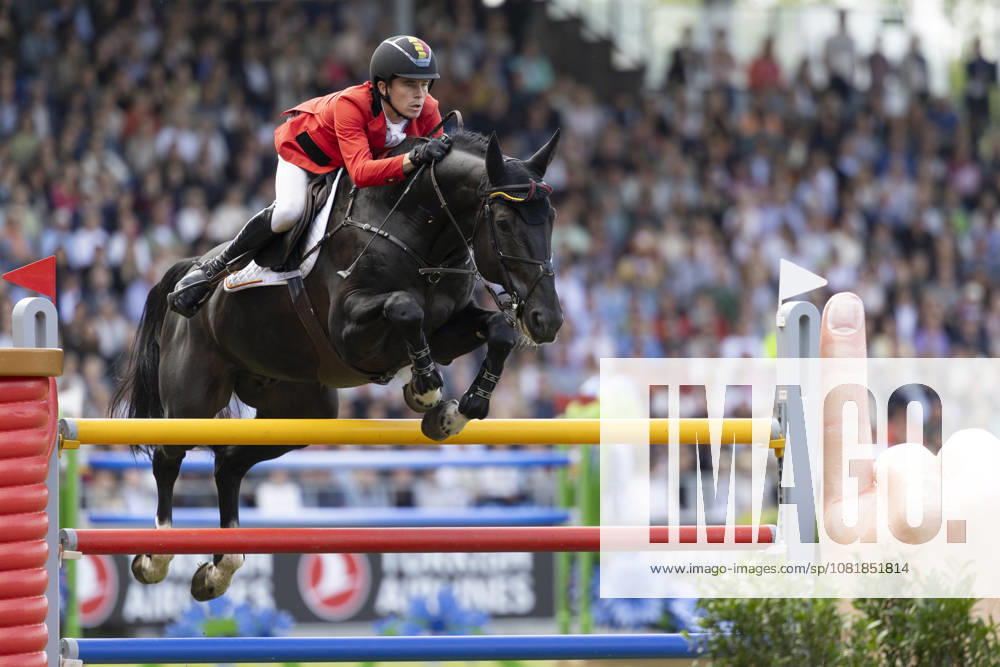 Thibeau SPITS (BEL) auf Impress-K van t Kattenheye Z, im Sprung, gewinnt Silber, Einzelbild, Einzelaktion, Aktion, Springen S3, Umlauf B, FEI Jumping World Championship, WM, Weltmeisterschaft - Individual Final - LONGINES-Preis, am 23.08.2026, FEI Reit Weltmeisterschaft Aachen 2026 vom 11. - 23.08.2026 in Aachen Deutschland; Â