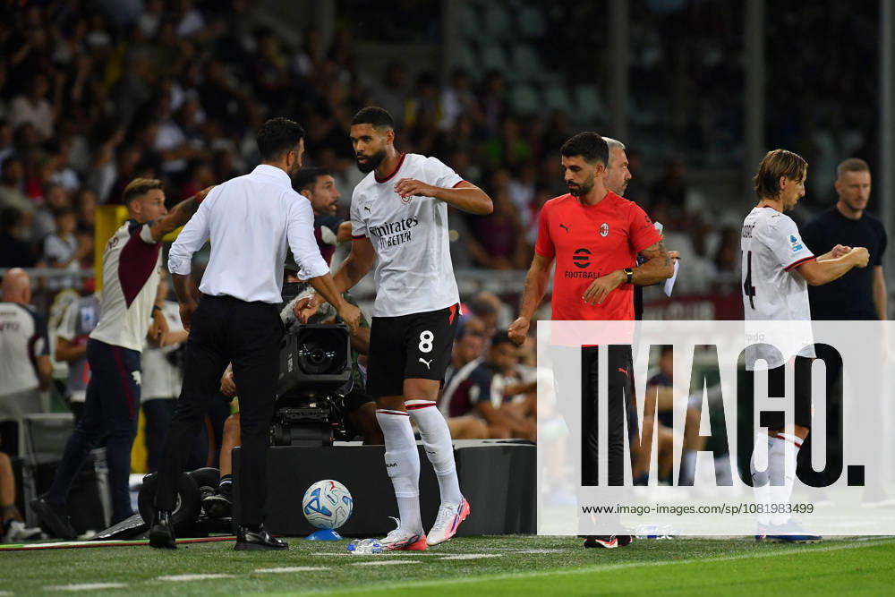 IPA87788492 - Ruben Amorim, head coach of AC Milan, and Ruben Loftus-Cheek of AC Milan during a 2026 27 Serie A match between Torino FC and AC Milan at the Olimpico Grande Torino Stadium on August 23, 2026, in Turin, Italy — Photo by Giuliano Marchisciano