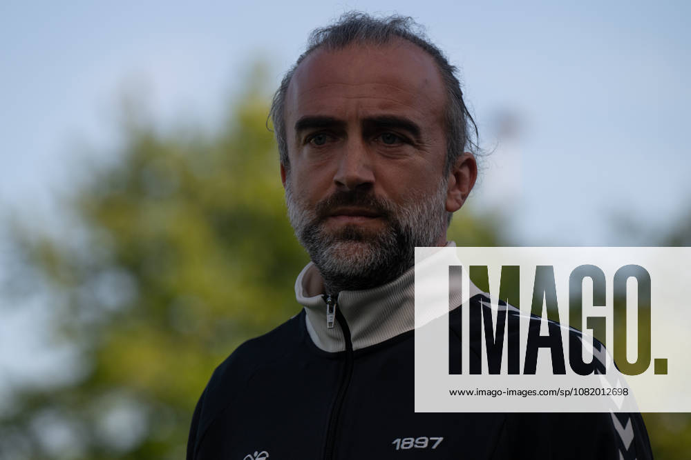 GER, Fussball, Regionalliga Nord, 5.Spieltag, Saison 2026 2027, Todesfelde, Joda-Sportpark, SV Todesfelde vs VfB Oldenburg, Dario FOSSI ( VfB Oldenburg Trainer Coach ) Todesfelde Joda-Sportpark Schleswig-Holstein Deutschland